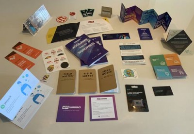 Une présentation des produits imprimés offert aux Wordcamp Montréal 2019. M^me les compagnies spécialisées dans le web utilisent les services d'imprimeries.