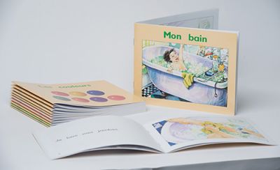 Livre pour enfants, première lecture. Peu de texte, de nombreuses illustrations très colorés. Impression livre pour enfants avec nos presses numériques.